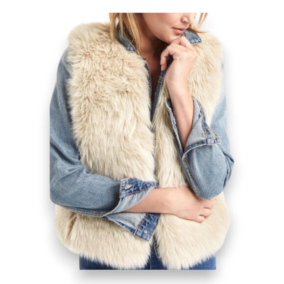 GAP Jackets & Blazers - gap faux fur vest